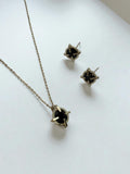 Collar y Aretes en Plata con Zirconias Negras