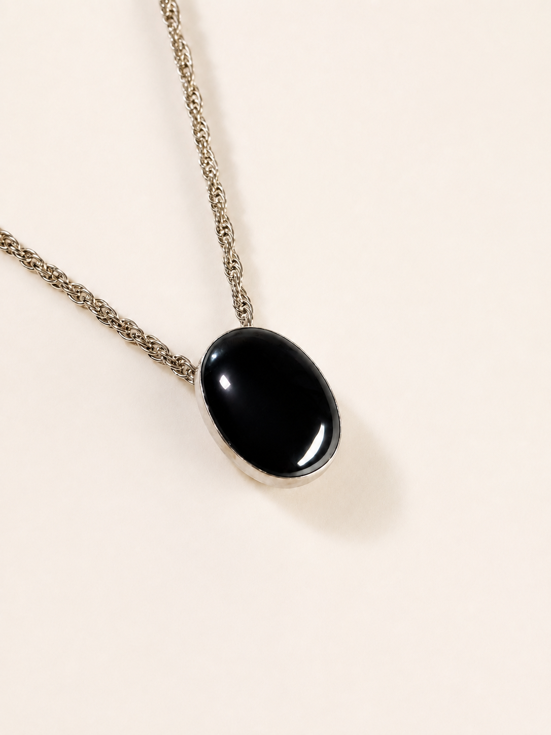 Collar Umbral — Hematita y Plata .925