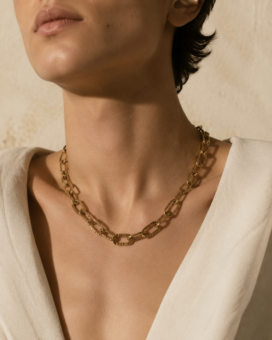Collar en Latón con Baño de Oro Modelo Sangre9