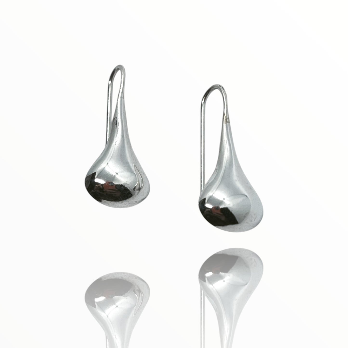 Aretes De Plata Modelo Gota Sueño